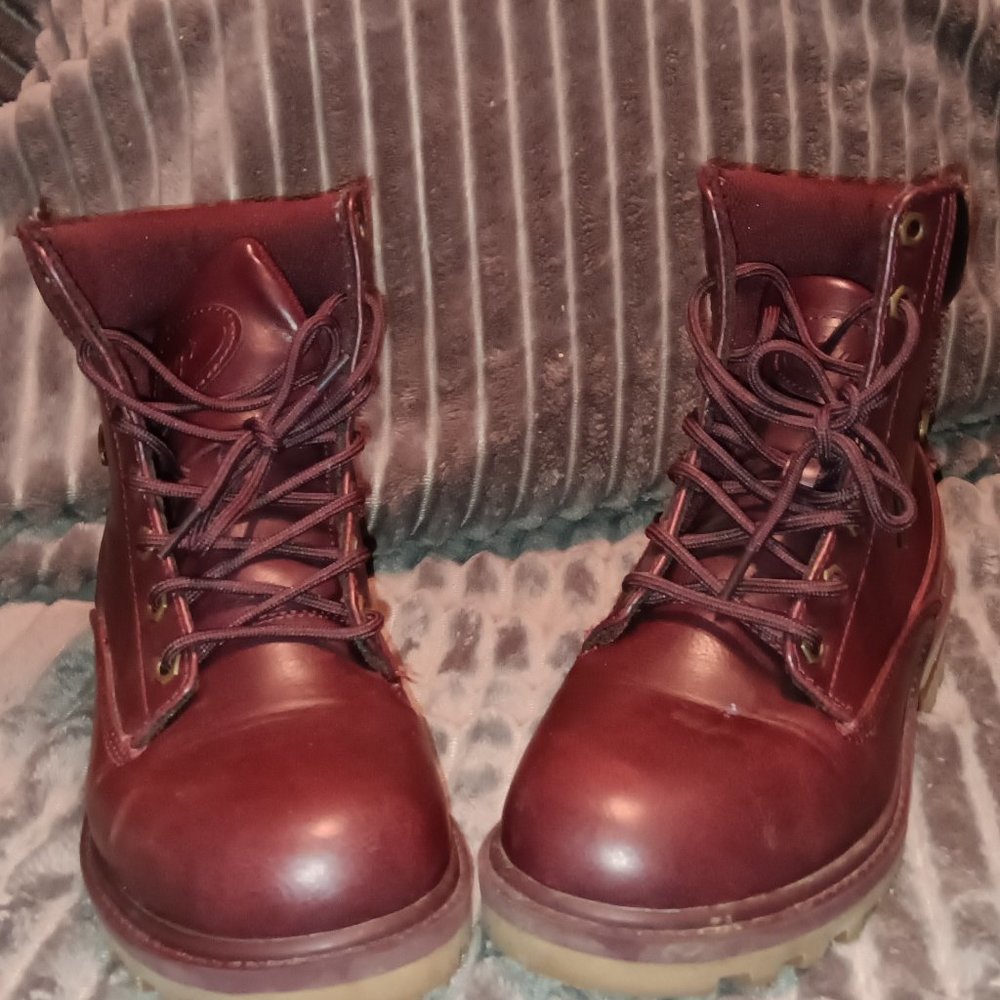 WOMEN’S RUCKER HI 6-INCH BOOT